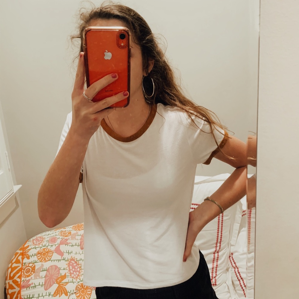 white tee